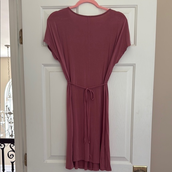 Everly Short Sleeve Tie Dress - Picture 4 of 5